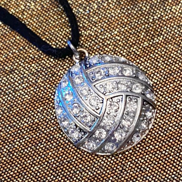 π NWT Crystal Volleyball Necklace - Picture 7 of 10